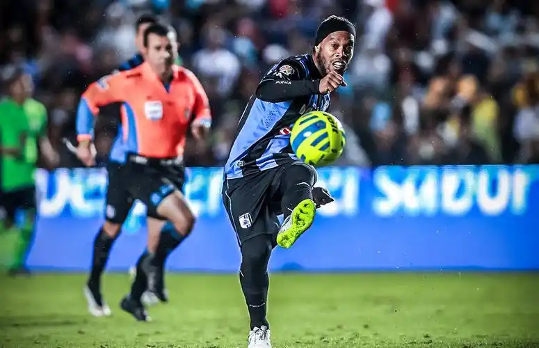 意媒：尤文有意签下塔瓦雷斯，并想为其提供2700万欧报价.